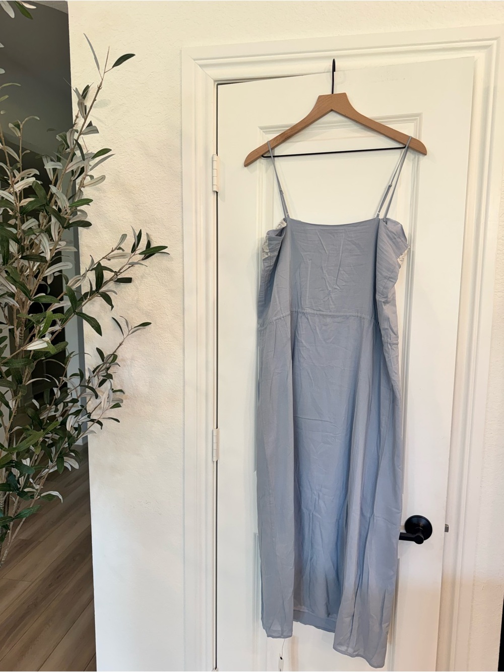 NWT Reformation Alondra Dress - Picture 8 of 8